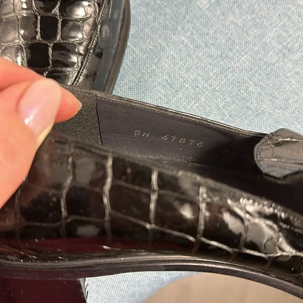 Stuart Weitzman Oxfords Vintage Black Patent Leather Loafers Size 8 M